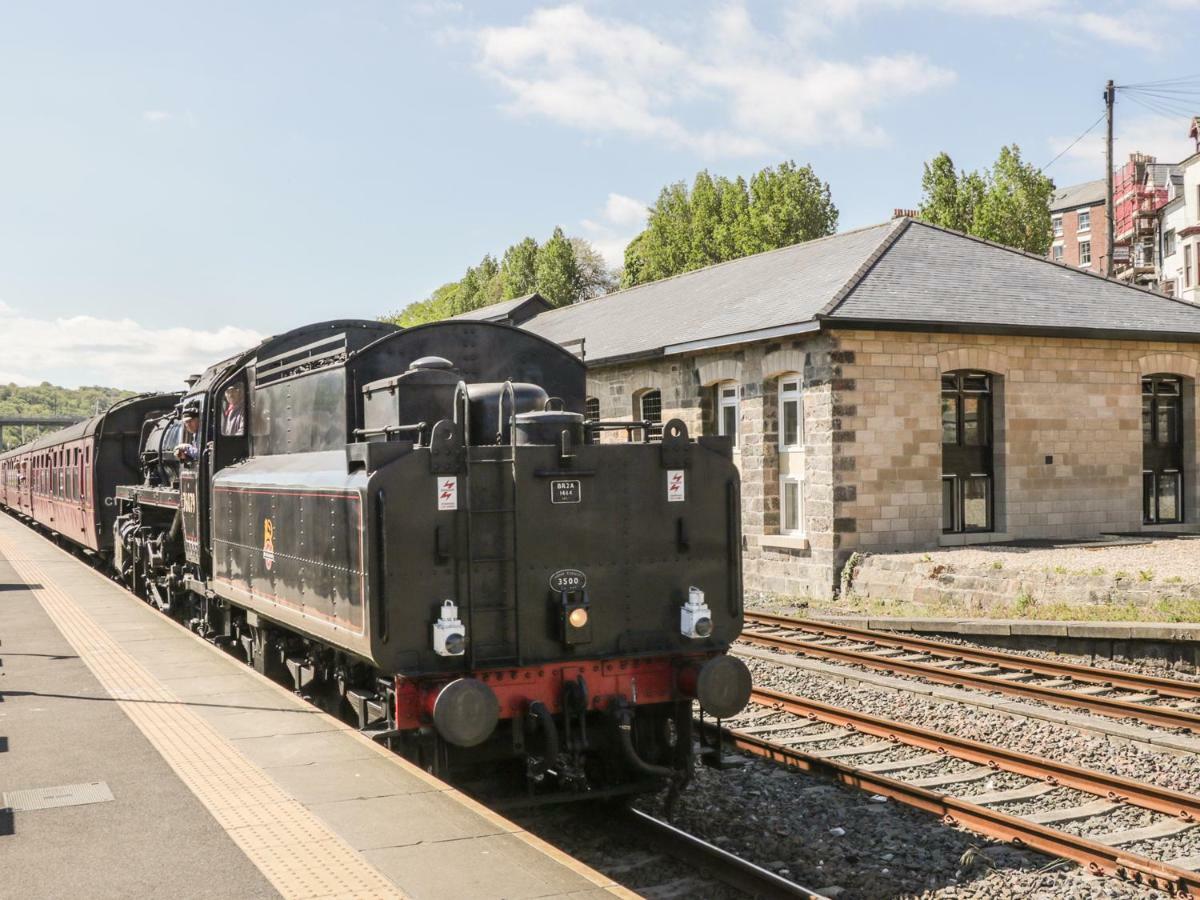 휫비 Repton Engine Shed 빌라 외부 사진