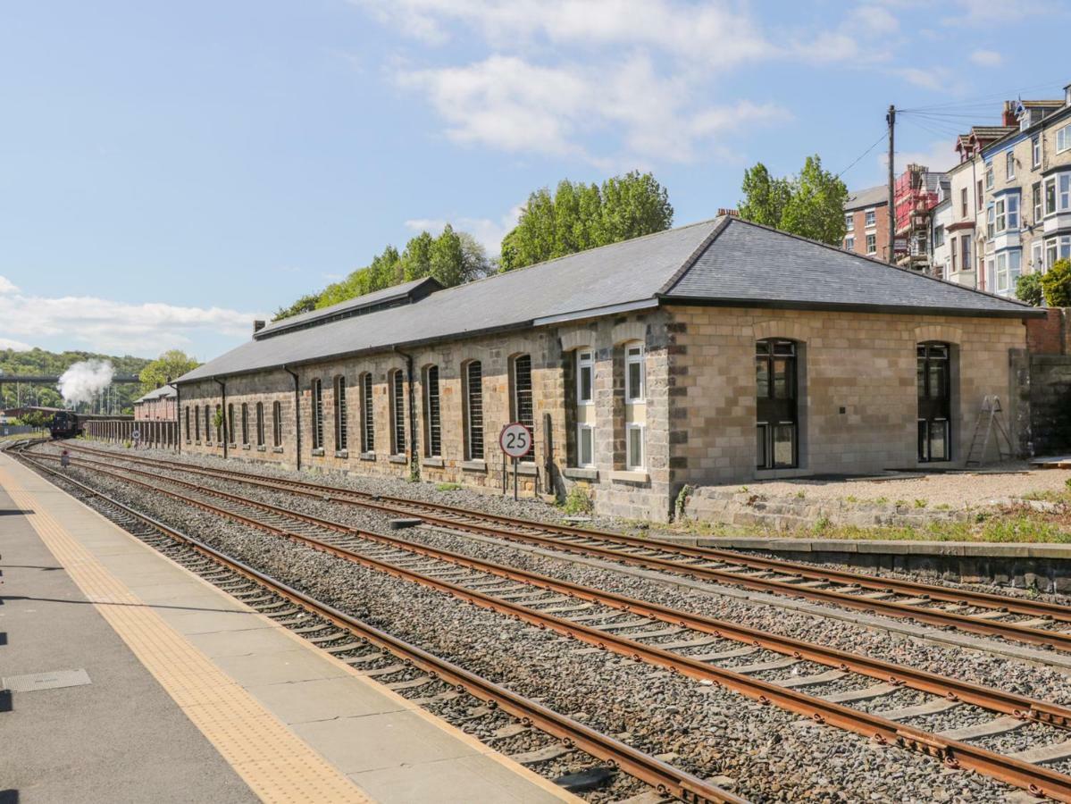휫비 Repton Engine Shed 빌라 외부 사진